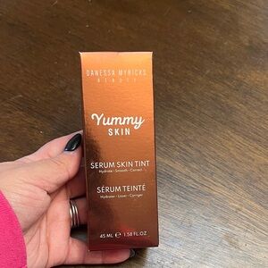 Danessa Myricks Beauty Yummy Skin Serum Skin Tint